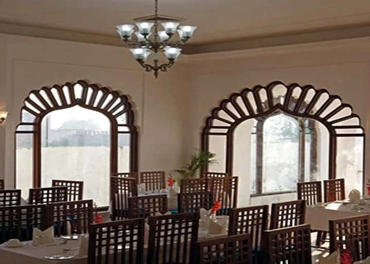 Агра: Hotel Utkarsh Vilas
