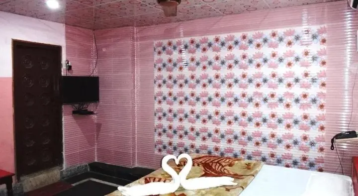 Крепость Jhansi: Hotel Vikas