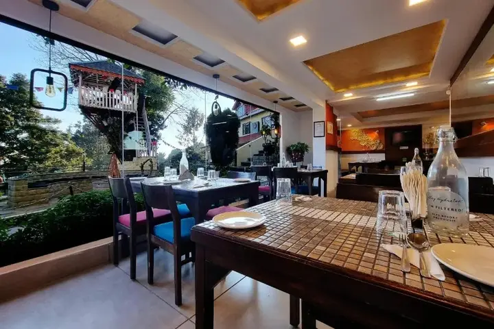 Чамба: Alps Resort Dalhousie