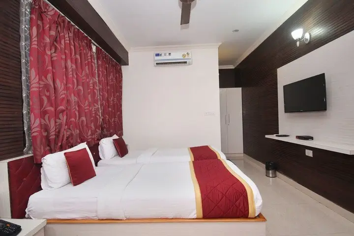 OYO 437 Hotel Vastav Comforts Inn — фото 6