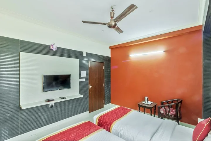 Бангалор: OYO 437 Hotel Vastav Comforts Inn