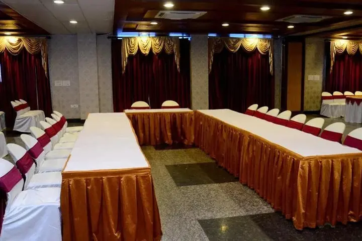 Лакхнау: Hotel Madhurima