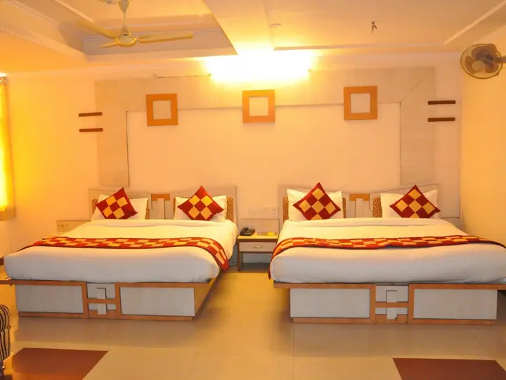 Джайпур: Hotel Muskan Palace