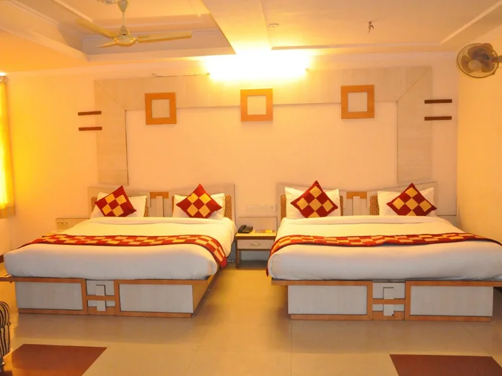 Джайпур: Hotel Muskan Palace