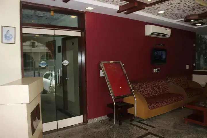 Джайпур: Hotel Muskan Palace