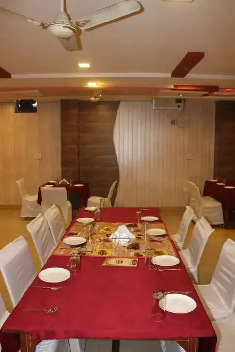 Джайпур: Hotel Muskan Palace