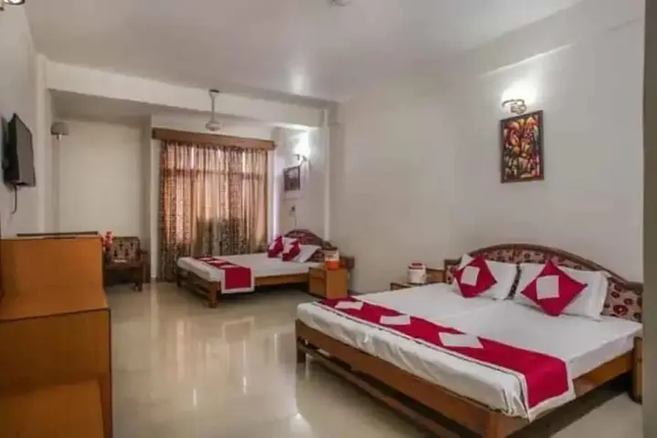 Катра: Hotel New Ashok