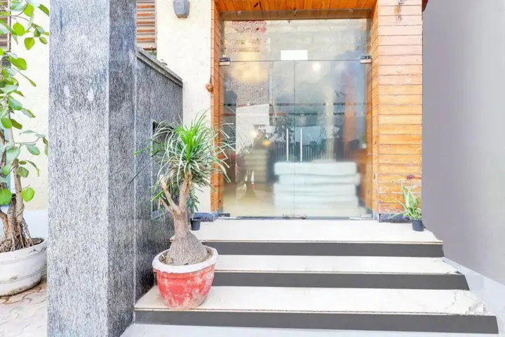 Rohtak: Hotel Saffron