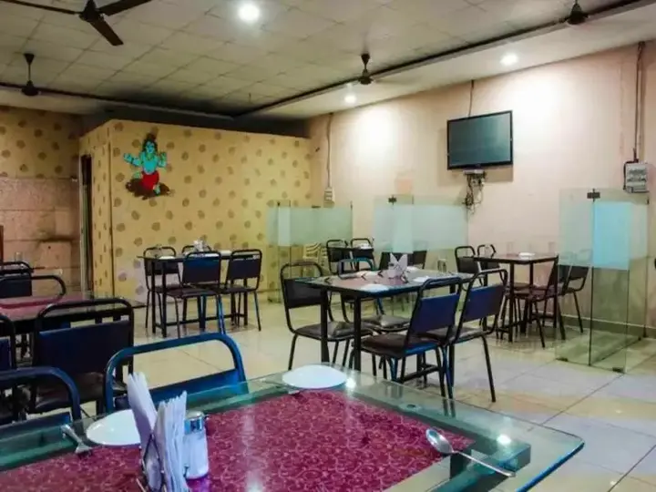 Индаур: Hotel Kanha