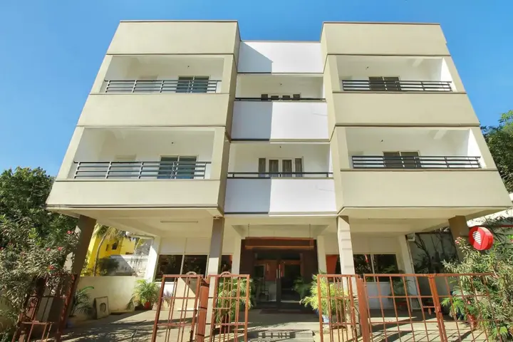 Ченнаи: OYO 4357 The Mangrove Wood Residency