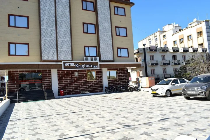 Дварка: Hotel The Grand Krishna Inn