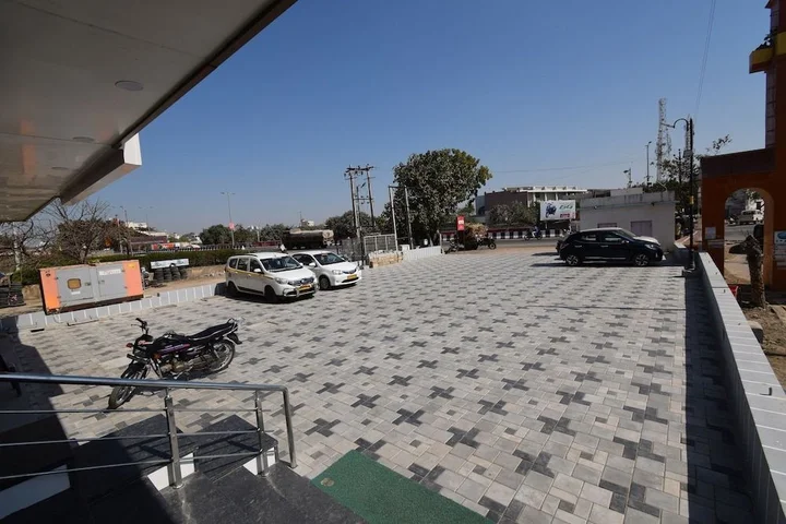 Дварка: Hotel The Grand Krishna Inn
