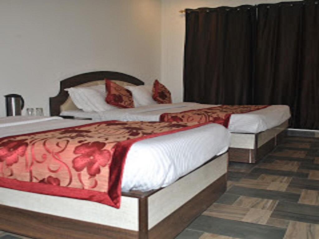 Катра: Hotel Maha Luxmi Palace