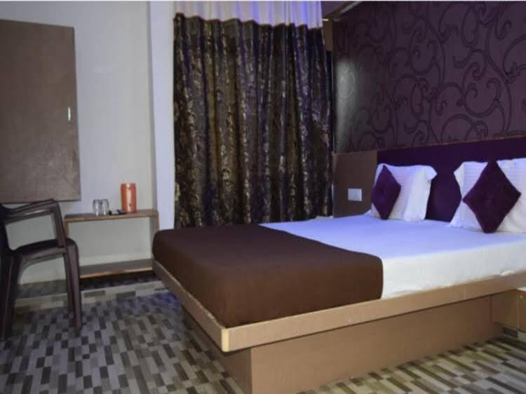 Гандхинагар: Hotel Kalash