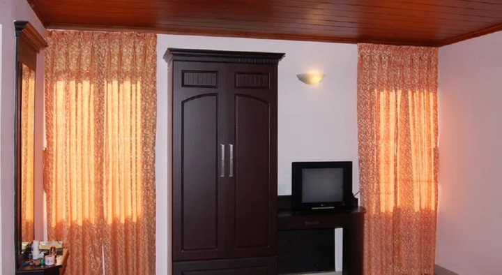 Муннар: OYO 2817 Hotel Emerald Inn