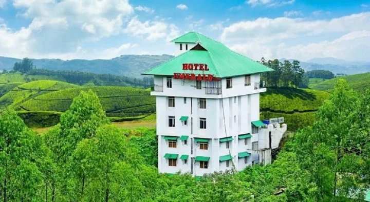 Муннар: OYO 2817 Hotel Emerald Inn