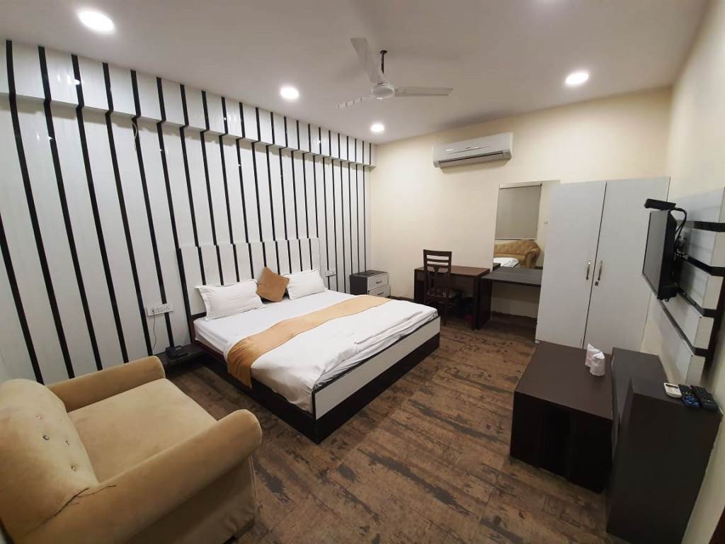 Канпур: Hotel Mandakini Royal