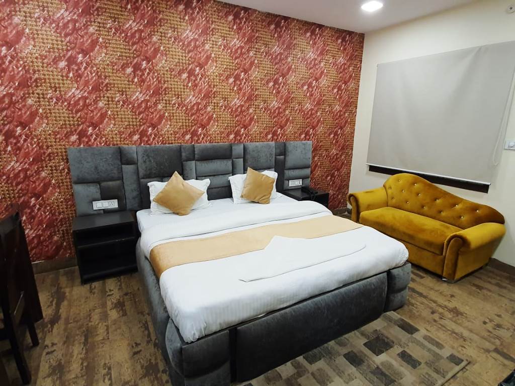 Канпур: Hotel Mandakini Royal