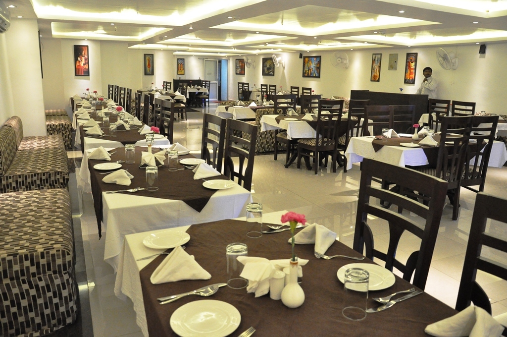 Канпур: Hotel Mandakini Royal