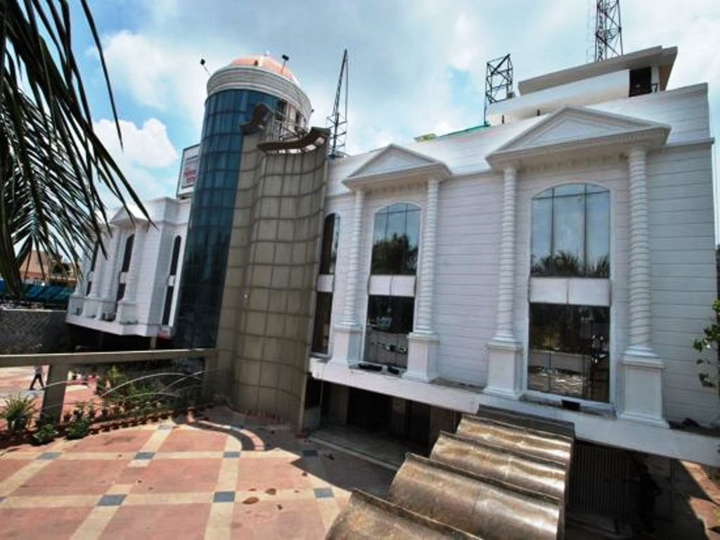 Канпур: Hotel Mandakini Royal