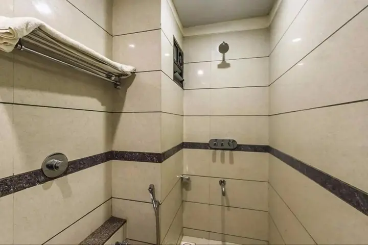 Бхаруч: Hotel apple Inn Bharuch