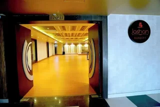 Ганганагар: Black Panther Hotel