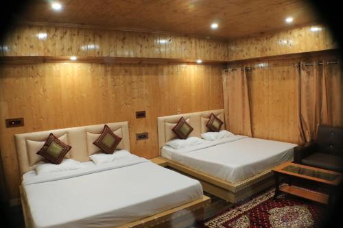 Пахалгам: Royalton Resorts