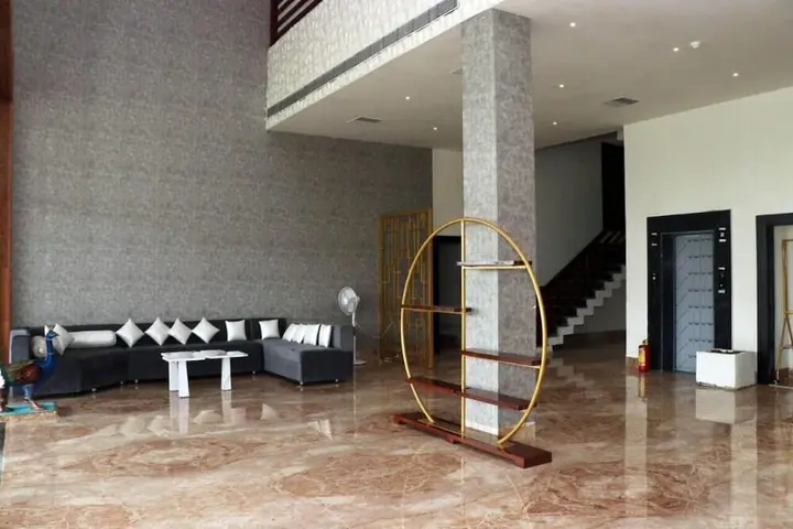 Бедагхат: Hotel Regal