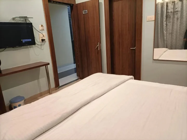 Удджайн: Hotel Paradise Residency
