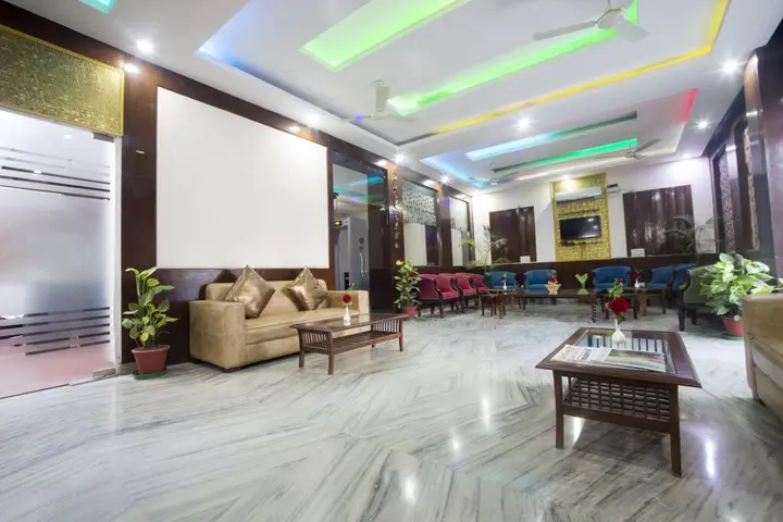 Нью-Дели: Airport Hotel Olive & Blue