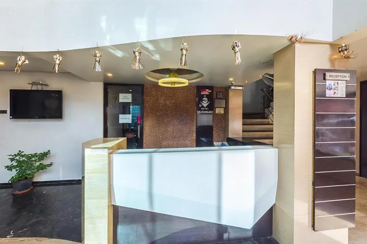Солапур: Hotel Vaishnavi