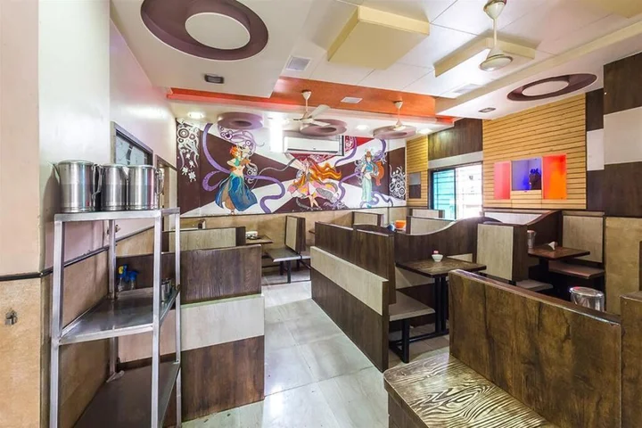 Солапур: Hotel Vaishnavi