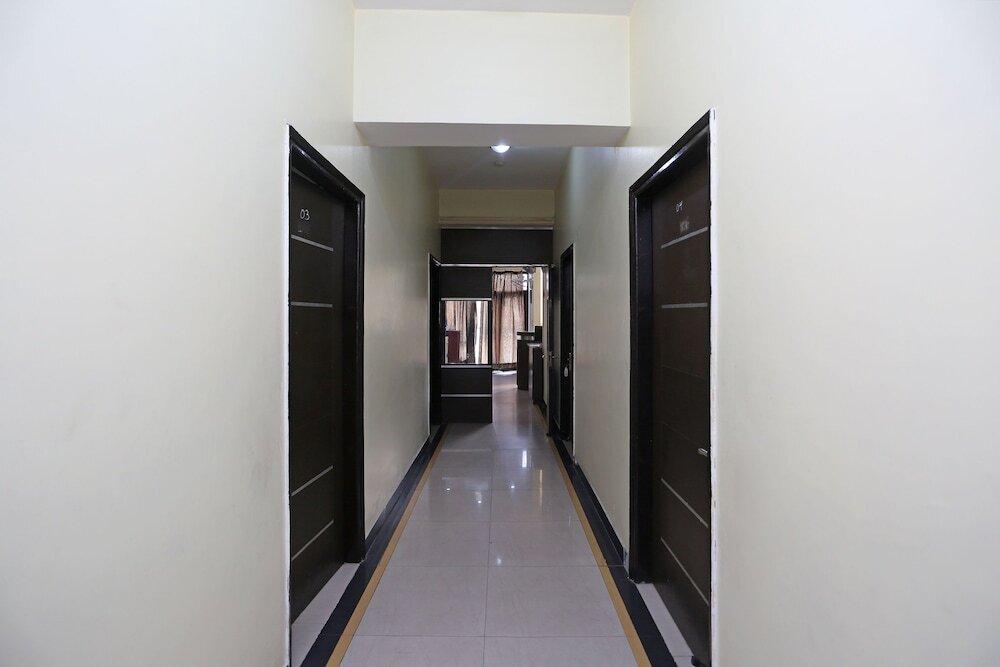 Нойда: OYO 9601 Hotel Sunshine Residency Castle