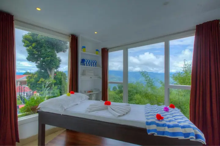 Дарджилинг: Pine Tree Spa Resort
