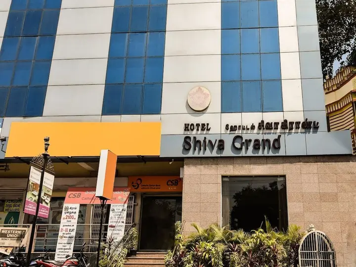 Коимбатур: Oyo 11563 Shiva Grand Inn