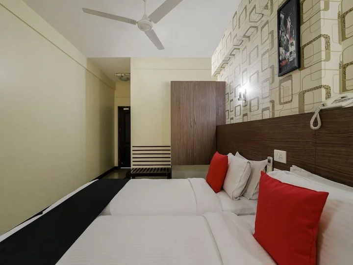 Коимбатур: Oyo 11563 Shiva Grand Inn