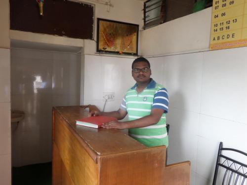 Карад: Hotel Sangam Lodging
