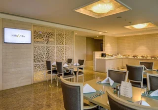Мумбаи: Niranta Airport Transit Hotel & Lounge Terminal 2 Arrivals