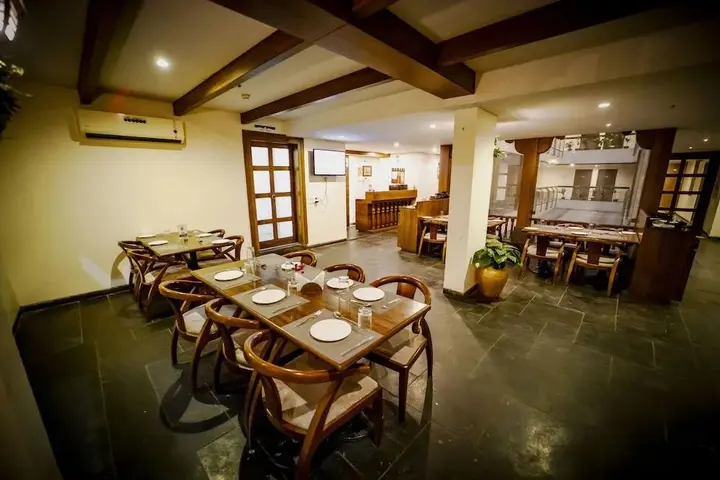 Аурангабад: The Sky Court Hotel