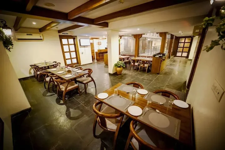Аурангабад: The Sky Court Hotel