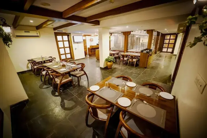 Аурангабад: The Sky Court Hotel