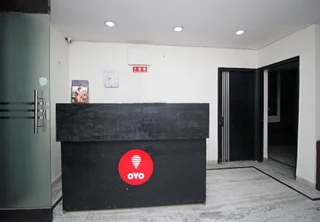 Нойда: The royal suit apartment