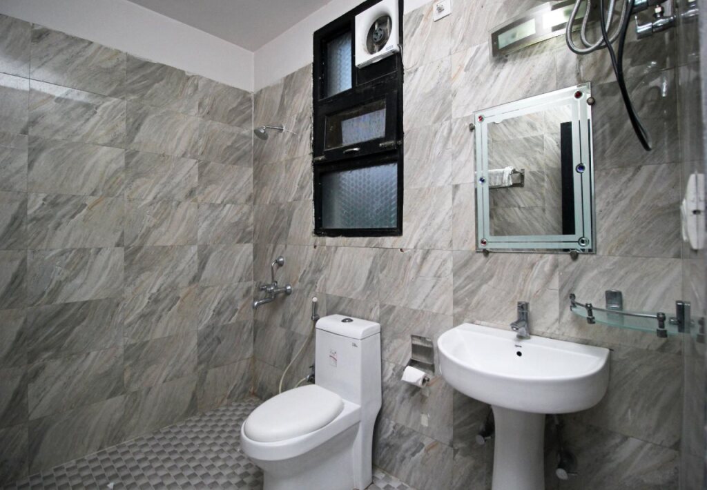 Нойда: The royal suit apartment