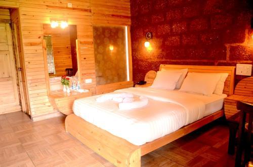 Гаганбавда: Shruti's Stonarc Resort
