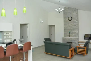 Ути: Two Seas Residence