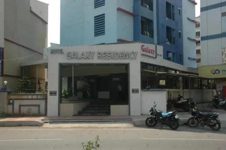 Тхане: Hotel Galaxy Residency