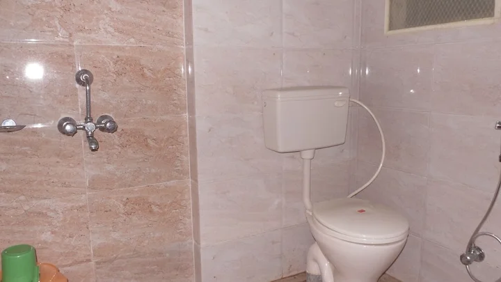 Тхане: Hotel Galaxy Residency