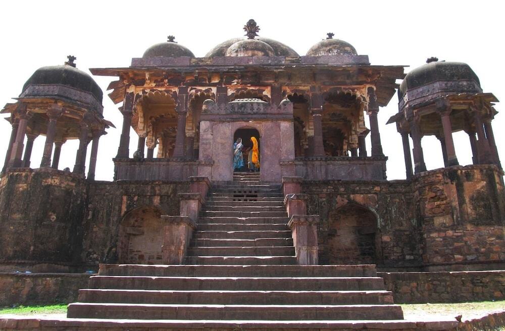 Савай-Мадхопур: Ranthambore jungle cave