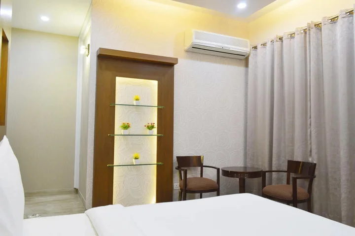 Гуруграм: When In Gurgaon - Service Apartments near Medanta Medicity