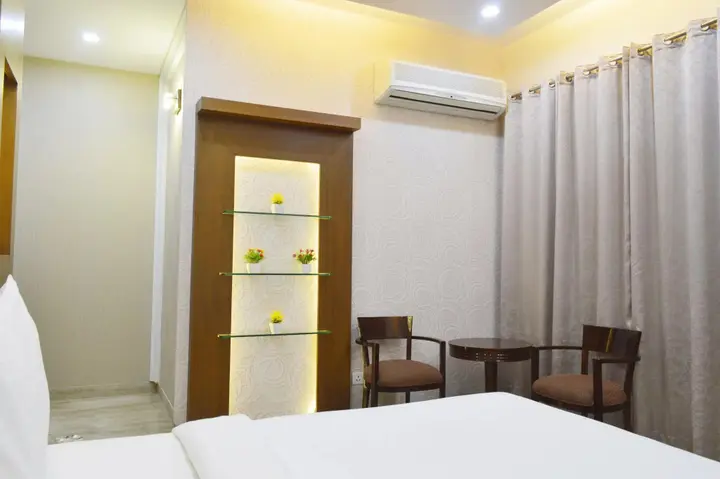 Гуруграм: When In Gurgaon - Service Apartments near Medanta Medicity